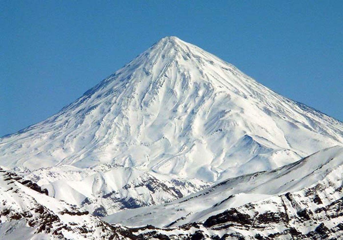 سر قله دماوند هم کلاه رفت| دیدن این عکس شگفت‌انگیز را از دست ندهید +عکس