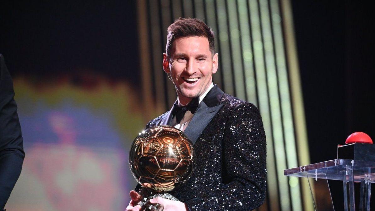 برنده توپ طلا سال جدید لو رفت | بازهم لیونل مسی یا کریس رونالدو؟